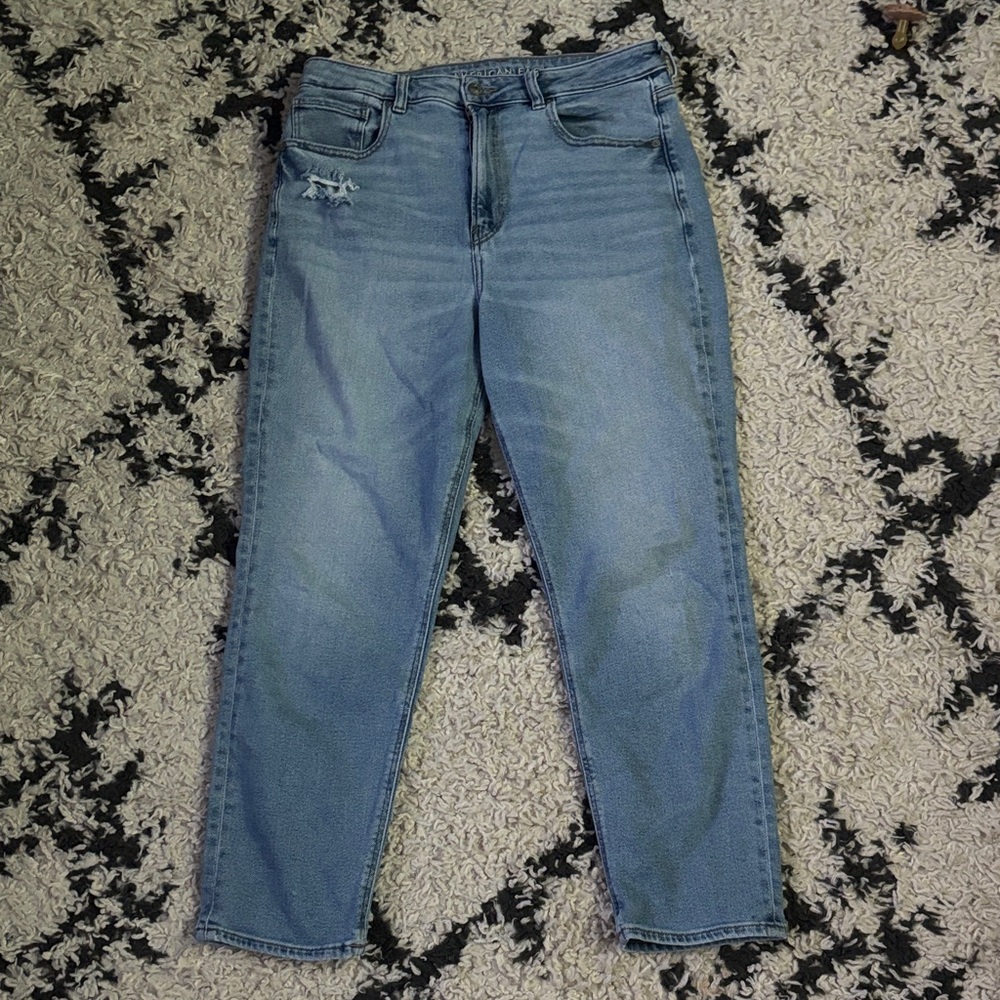 American Eagle Mom Jean